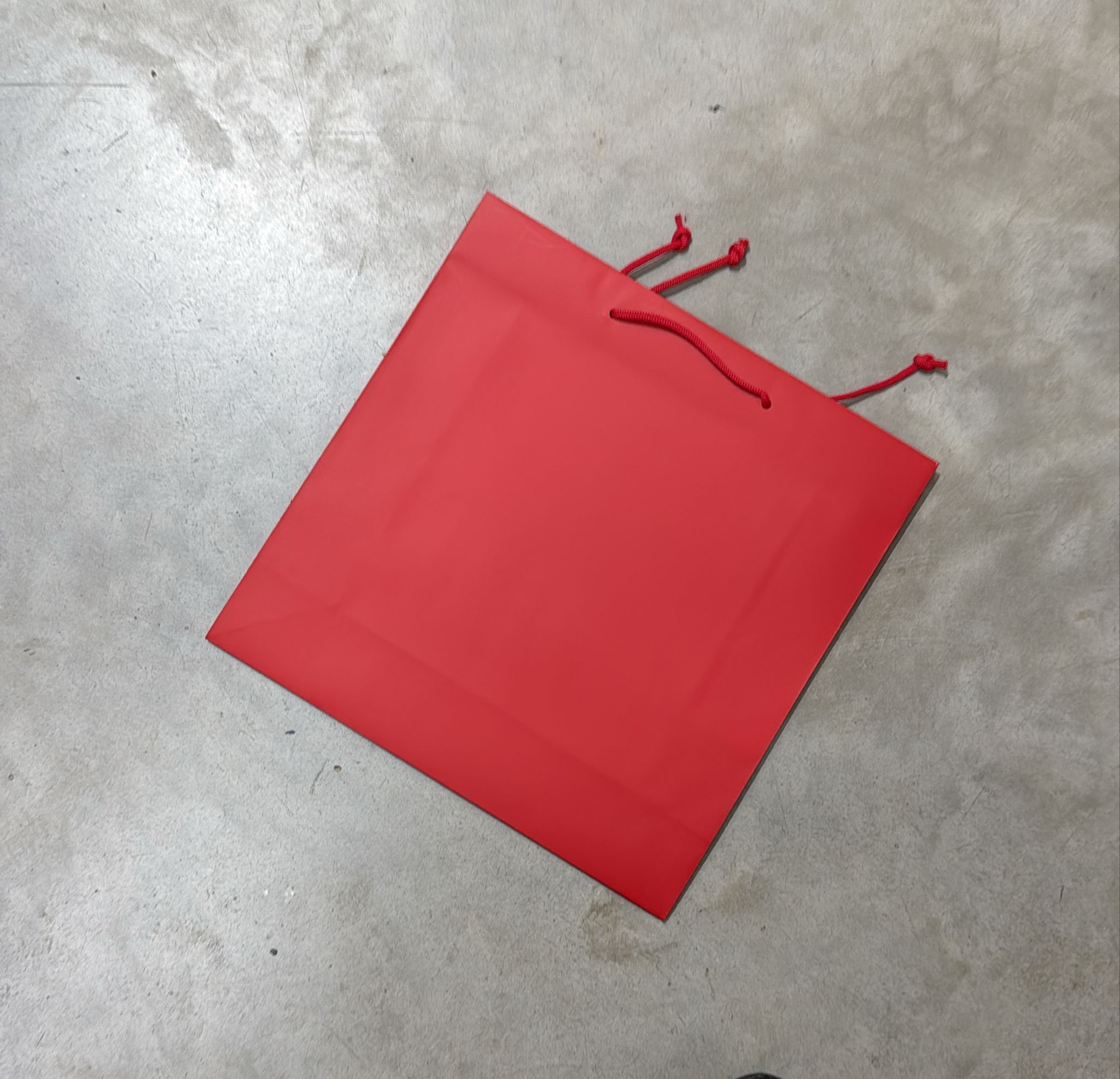 mix pl. opaca, color (p), nodi paper bag (l)